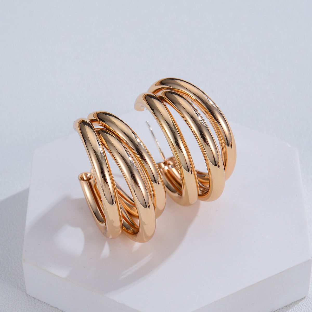 Simple Metallic Semicircle Female Earrings Retro Wild Earrings Temperament Earrings