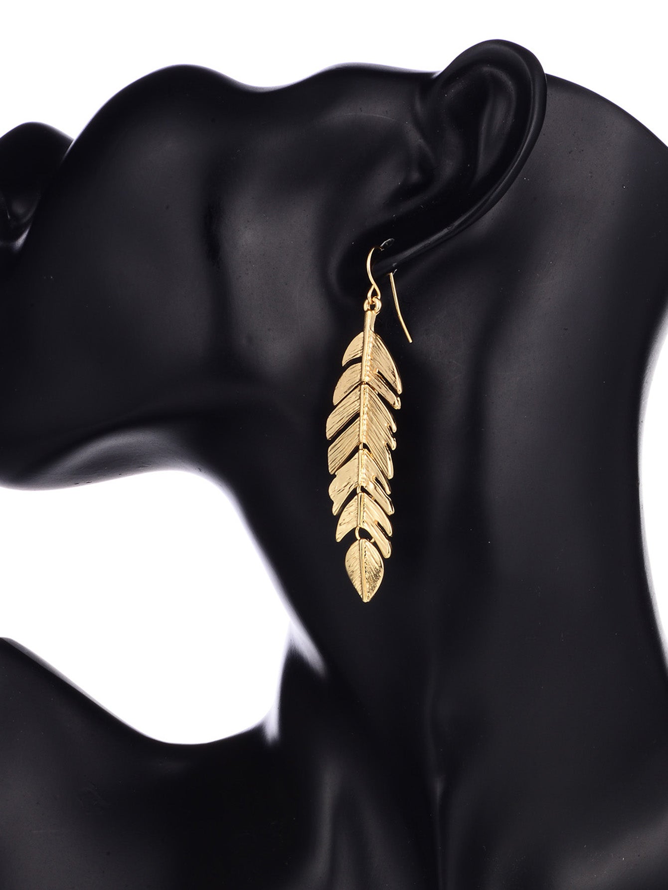 Metal Leaf Earrings Creative Golden Autumn Leaves Leaf Earrings Pendant Fashion Simple Tassel Leaf Long Earrings