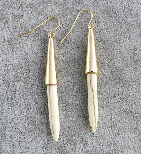 Artilady stone tassels stud earrings vintage stone