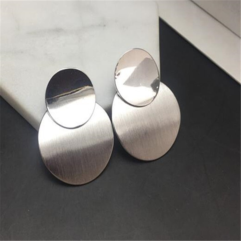 Round Shaped Golden Earrings Simple Metal Vintage Earrings For Women Fashion Jewelry Girls Earring