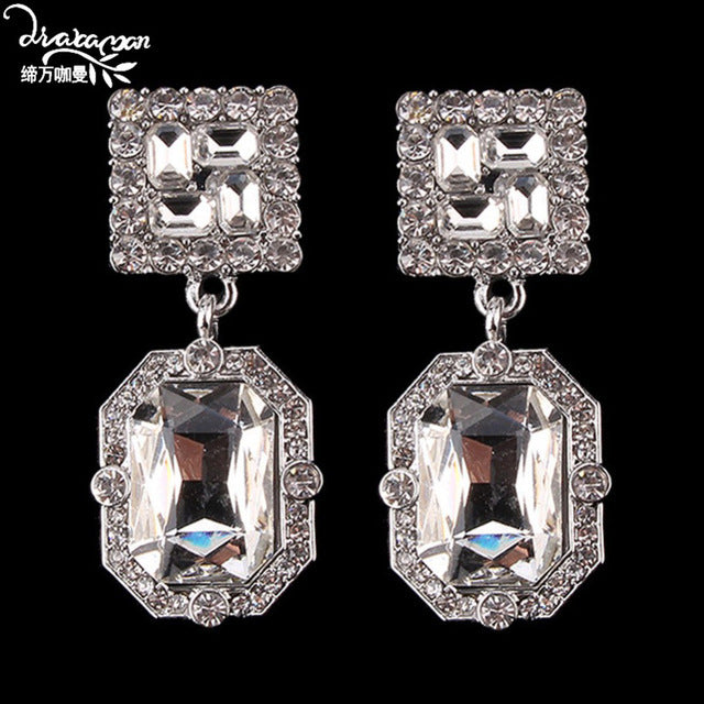 Dvacaman Brand Trendy Big Crystal Statement Earrings Wedding Drop Earrings Women Party Hanging Earrings Jewelry Wholesale