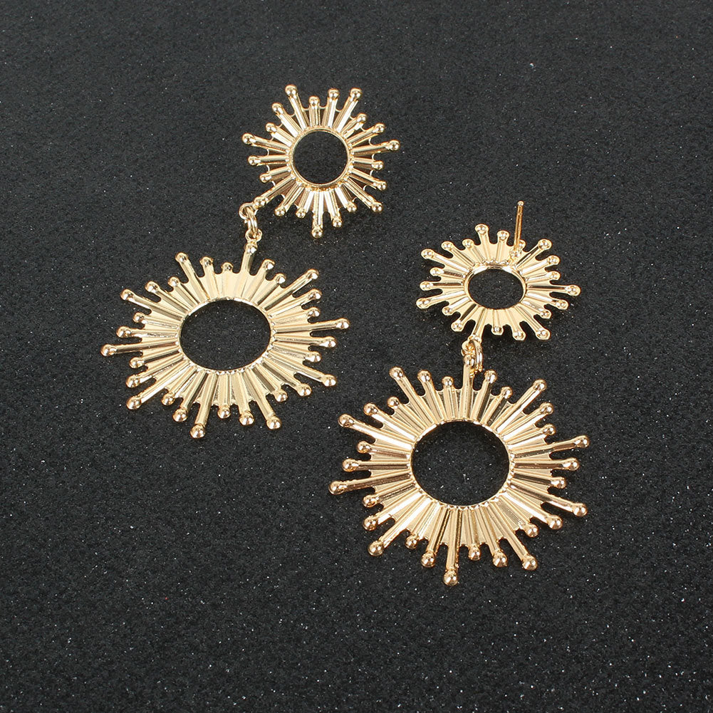 Retro Style Personality Alloy Hollow Drop Earrings Women Earrings