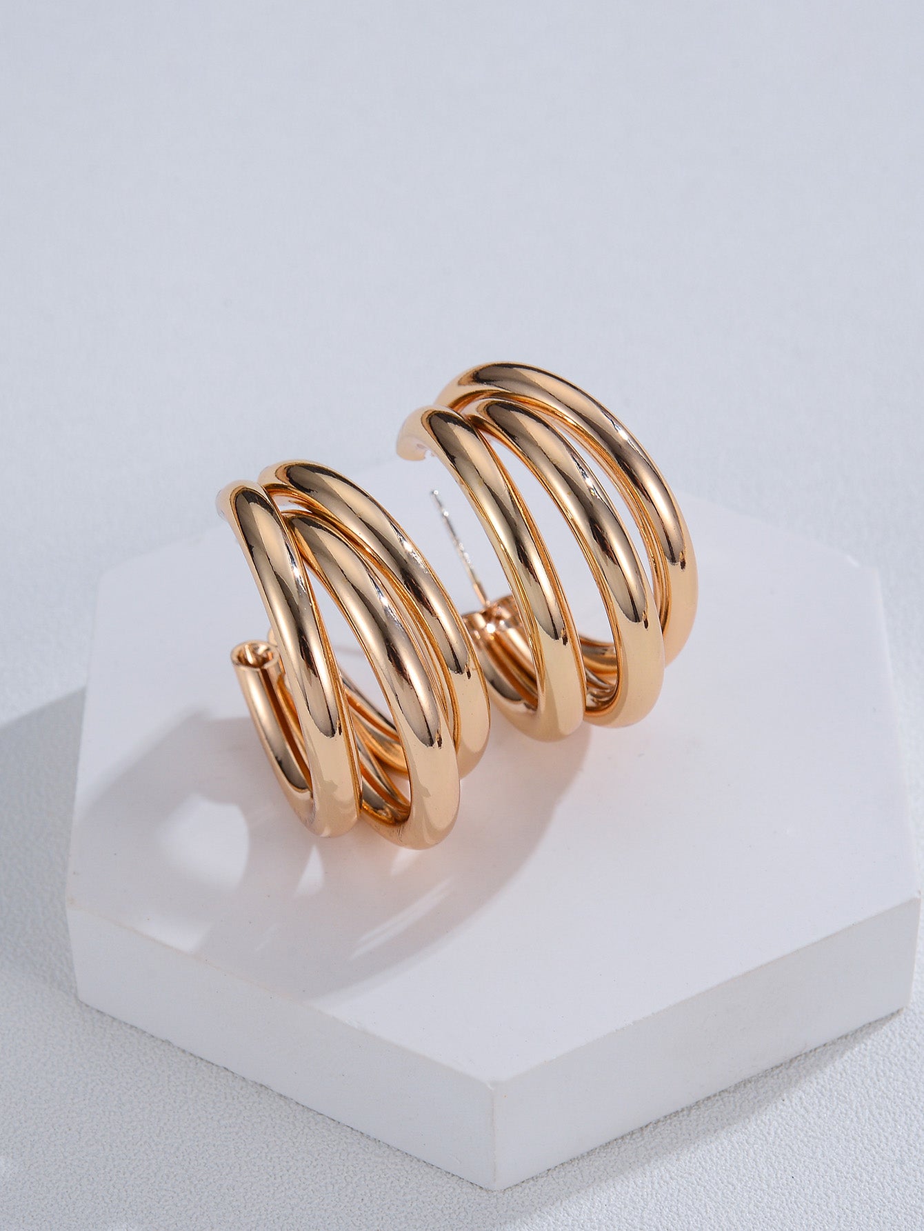 Simple Metallic Semicircle Female Earrings Retro Wild Earrings Temperament Earrings