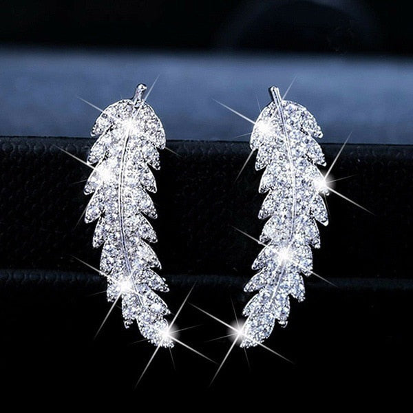 Huitan Luxury Leaf Shape Women Earrings Micro Paved CZ Stone 3 Color Available Birthday Gift Earrings For Girl Fashion Jewelry
