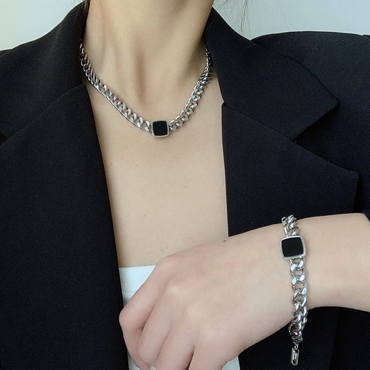 European and American Personalities Exaggerate Titanium Steel Thick Chain Necklaces, Niche, Versatile Collarbone Chain Necklaces