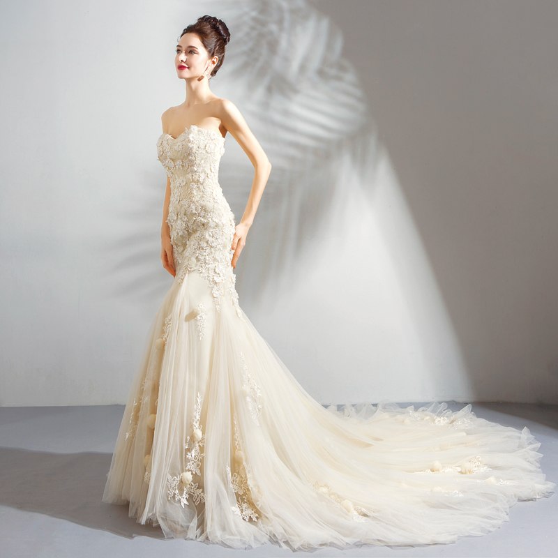 Romantic Light Champagne Mermaid Wedding Dress Sweetheart Lace Flower Fishtail Wedding