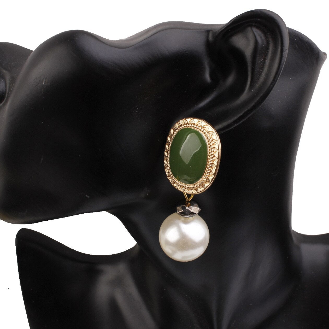 Pearl Metal Earrings Exaggerated Vintage Earrings Women's Accessories Stud Earrings Boho