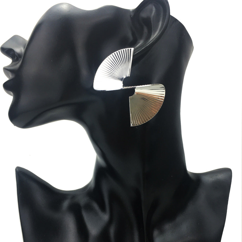 Exaggerated Creative Personality Rotating Trend Earrings Fashion Simple Striped Fan-Shaped Earrings