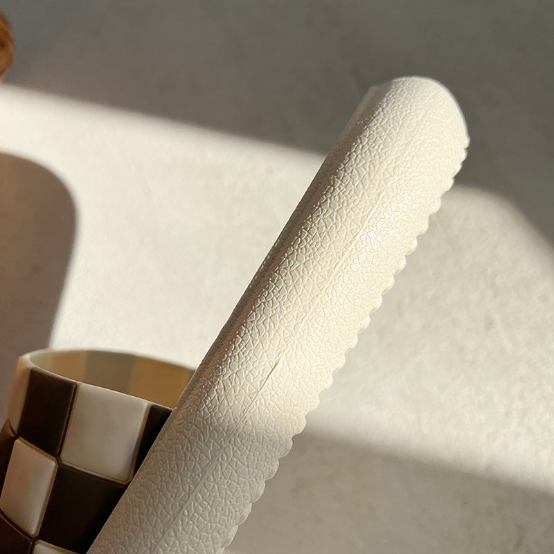 New Black And White Checkerboard Stepping On Shit Slippers Female Couple Slippers Home Bathroom Bath Soft Bottom Slippers