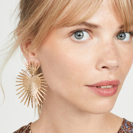 Retro temperament heart-shaped earrings female personality simple fan shaped exaggerated tassel geometric earrings