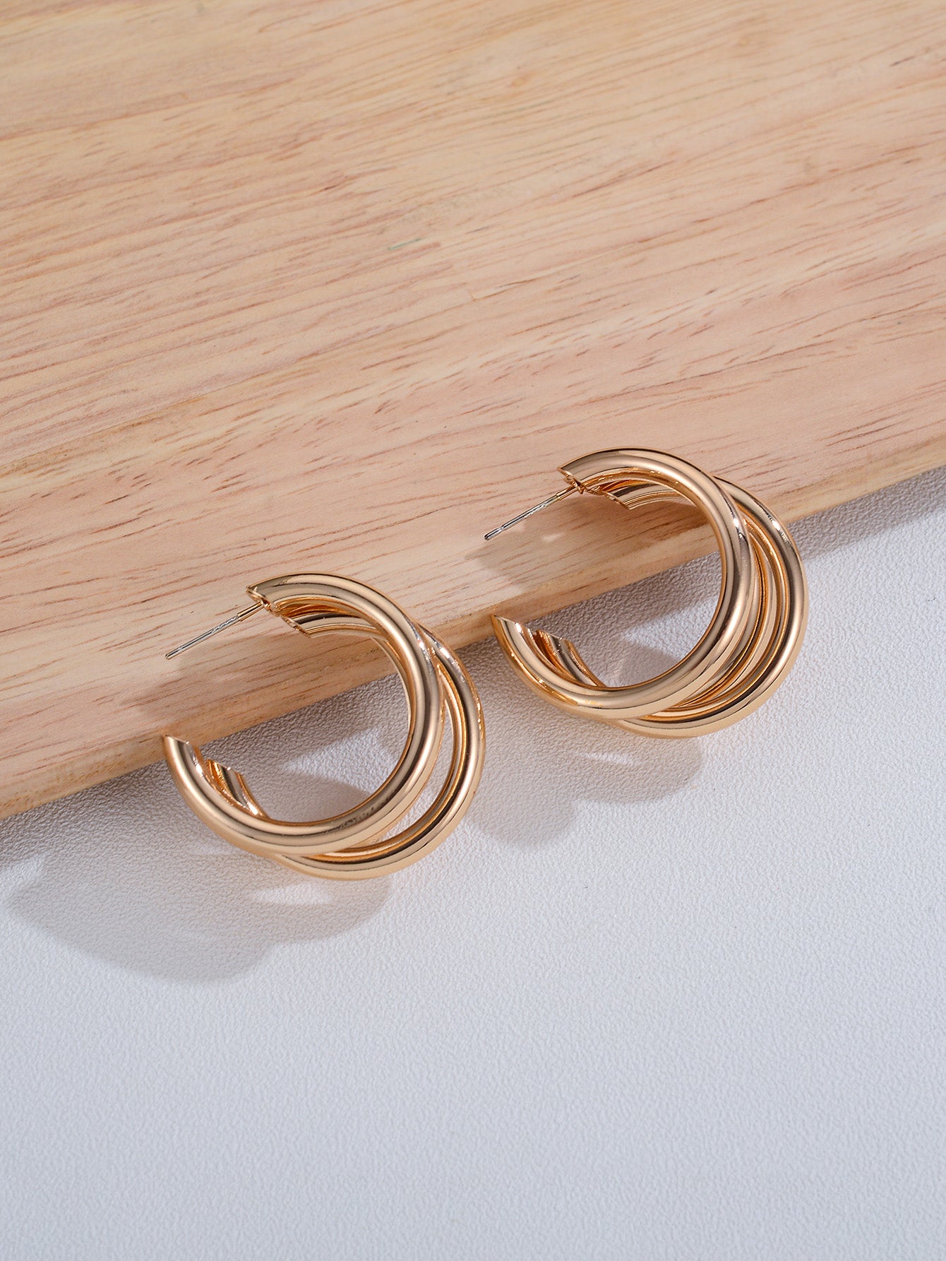 Simple Metallic Semicircle Female Earrings Retro Wild Earrings Temperament Earrings