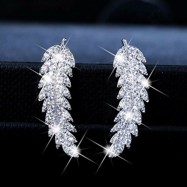 Huitan Luxury Leaf Shape Women Earrings Micro Paved CZ Stone 3 Color Available Birthday Gift Earrings For Girl Fashion Jewelry
