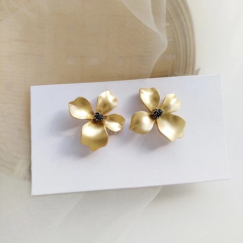 Fashion Geometric Irregular Disc Folds Gold Silver Color Metal Stud Earrings for Women Gift Party Jewelry Gift