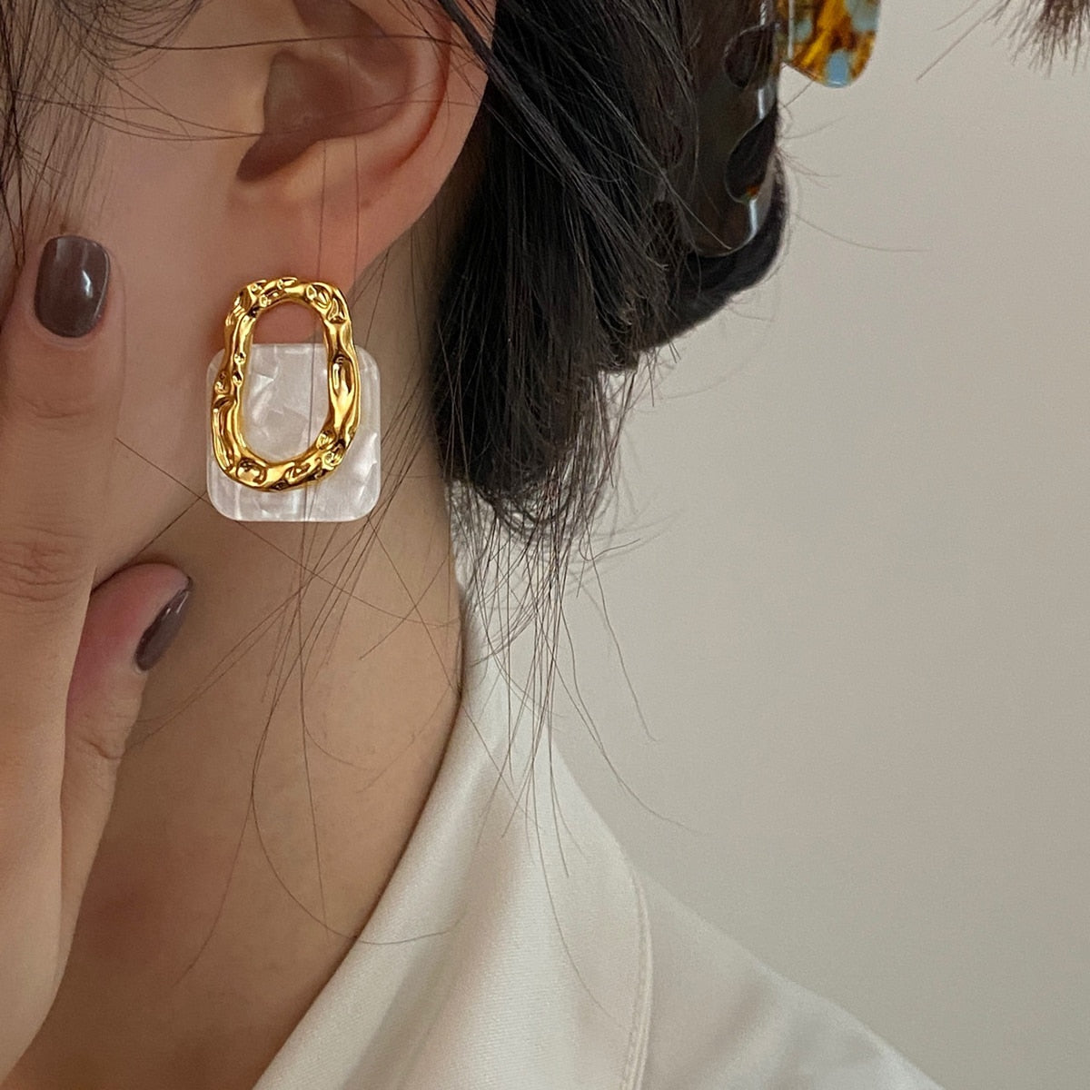 Acrylic Resin Geometric Square Hanging Stud  Earrings New Fashion Hollow Metal Trendy Earrings Jewelry Gift