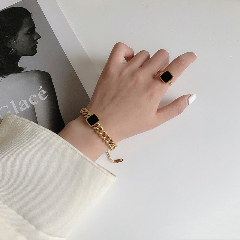 European and American Personalities Exaggerate Titanium Steel Thick Chain Necklaces, Niche, Versatile Collarbone Chain Necklaces