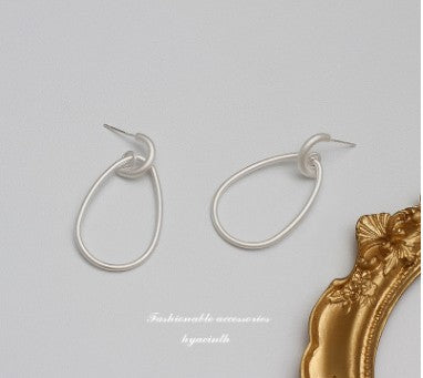 Gold Matte Metal Knot Twisted Hollow Round Circle Irregular Waterdrop Curved Geometric Earrings for Women