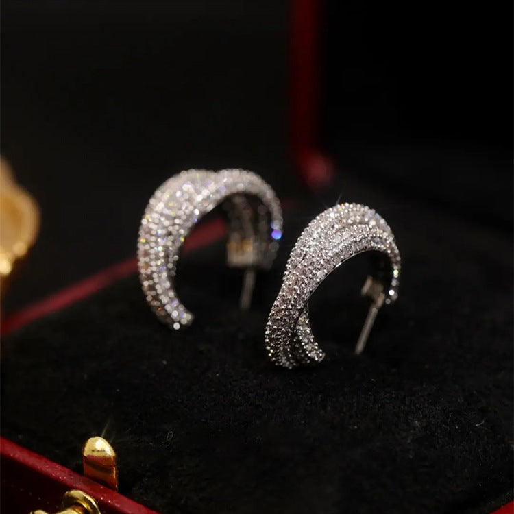 French retro zircon metal staggered earrings earrings female Korean personality simple and versatile temperament stud earrings