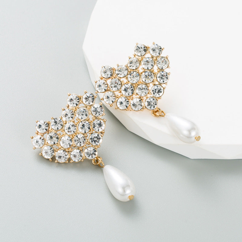 Ins Creative Imitation Pearl Earrings Female Alloy Gold Heart Shaped Earrings High Quality Earrings