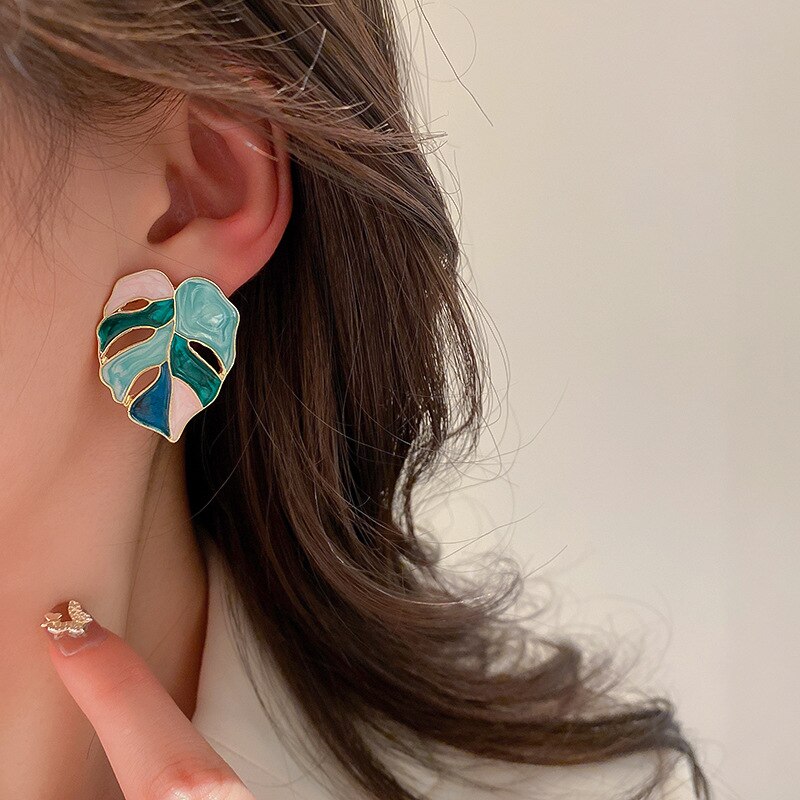 Silver Needle Pleated Geometric Earrings Personality Earrings ins Design Sense Fashion Retro Light Luxury Earrings