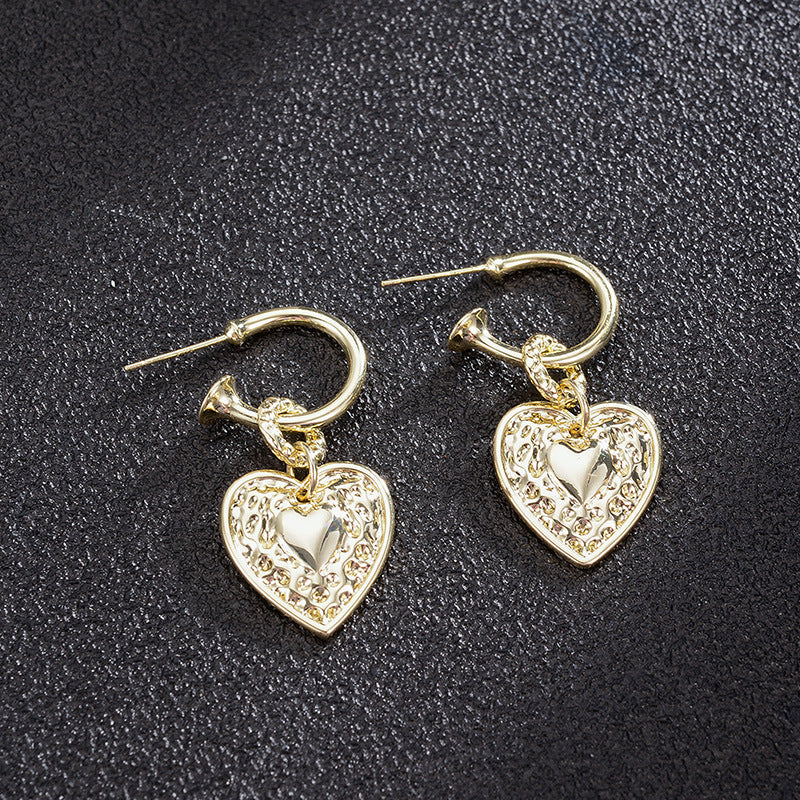 Fashion heart-shaped pendant metal texture design simple and versatile retro French temperament personality female earrings