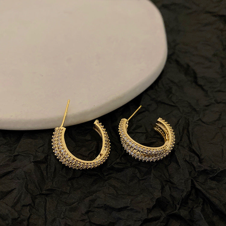 French retro zircon metal staggered earrings earrings female Korean personality simple and versatile temperament stud earrings
