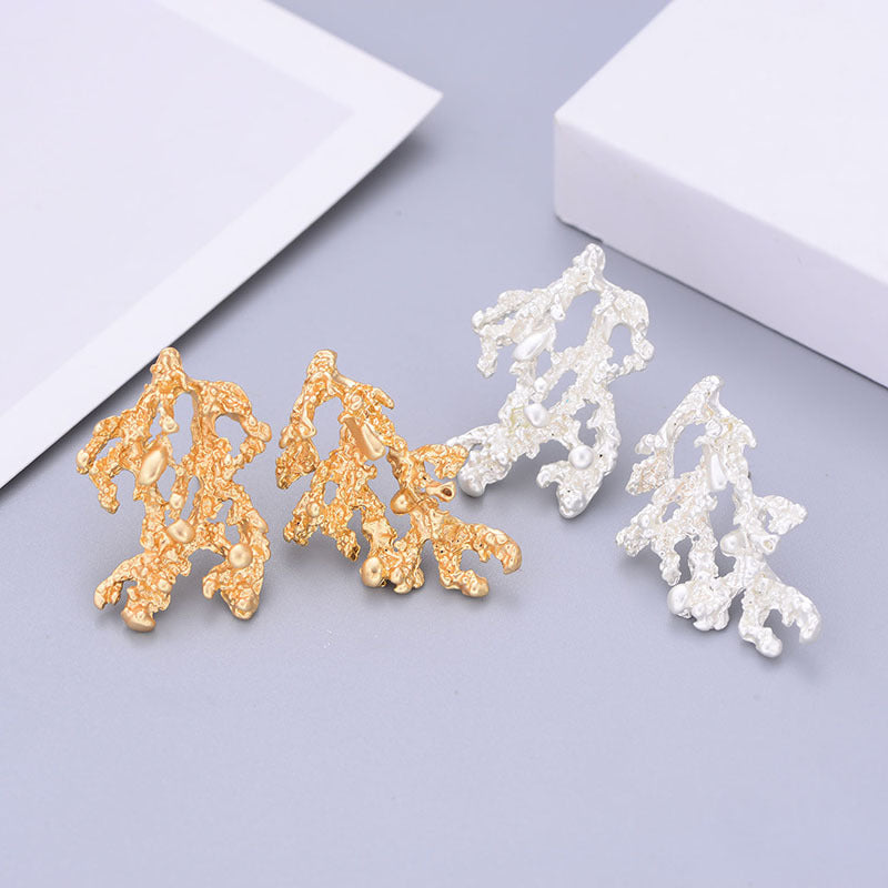 Fashion New Earrings Retro Personality Irregular Branch Earrings Geometric Three-Dimensional Earrings