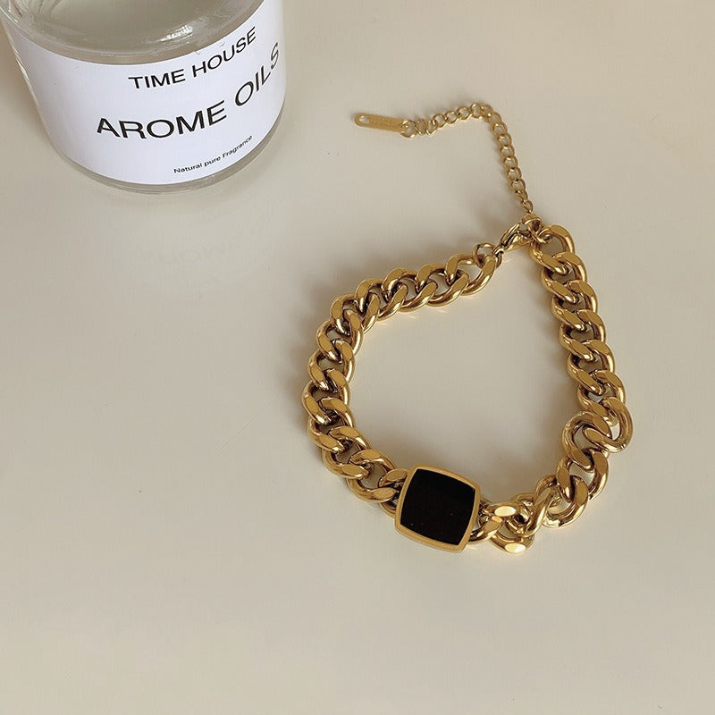 European and American Personalities Exaggerate Titanium Steel Thick Chain Necklaces, Niche, Versatile Collarbone Chain Necklaces