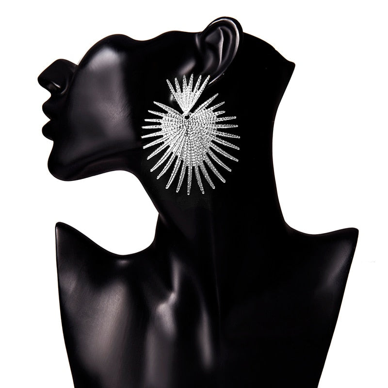 Punk Exaggeration Big Earrings for Women Vintage Unique Heart Designer Earrings Statement Drop Earrings Fashion Gift