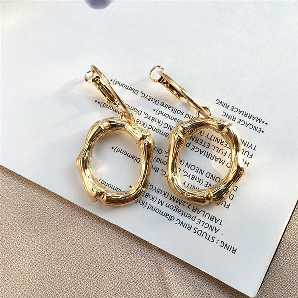Artilady k letters earrings for women A~Z gold hoop earrings for girls Alphabet letter earrings gold jewelry new year gift