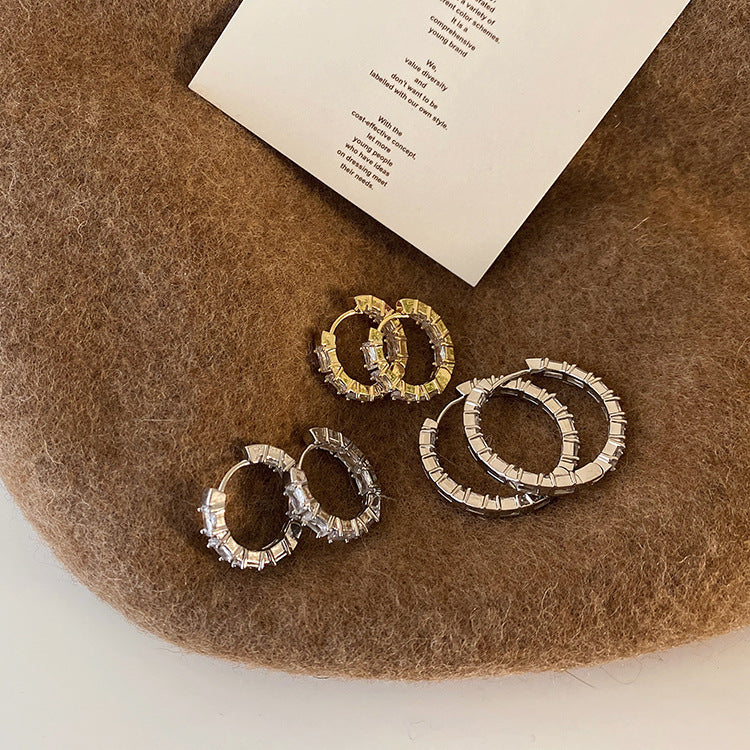 Niche design zircon metal earrings female simple basic commuter all match temperament earrings earrings