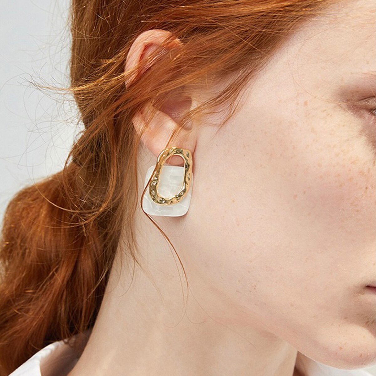 Acrylic Resin Geometric Square Hanging Stud  Earrings New Fashion Hollow Metal Trendy Earrings Jewelry Gift