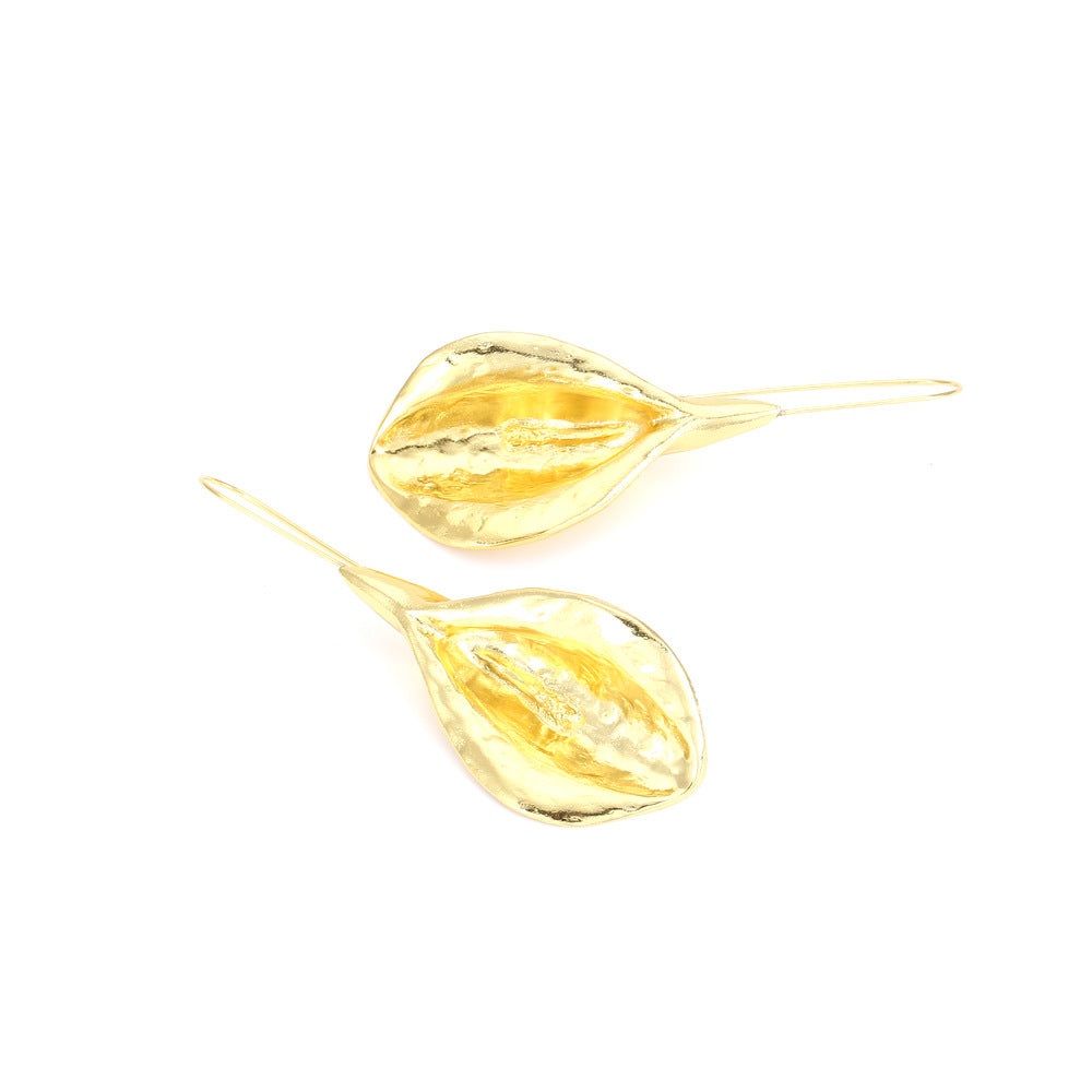 Retro Pastoral Style Golden Flower Earrings Holiday Style Long Leaf Flower Ear Hook Earrings Female