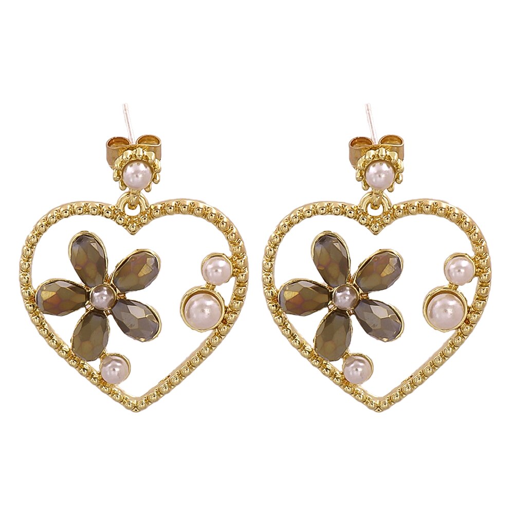New Arrival Baroque Crystal Pearl Metal Stub Earrings Metal Gold Plated Heart Shape Earrings Gift for Women