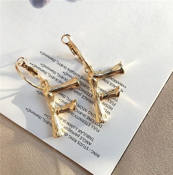 Artilady k letters earrings for women A~Z gold hoop earrings for girls Alphabet letter earrings gold jewelry new year gift