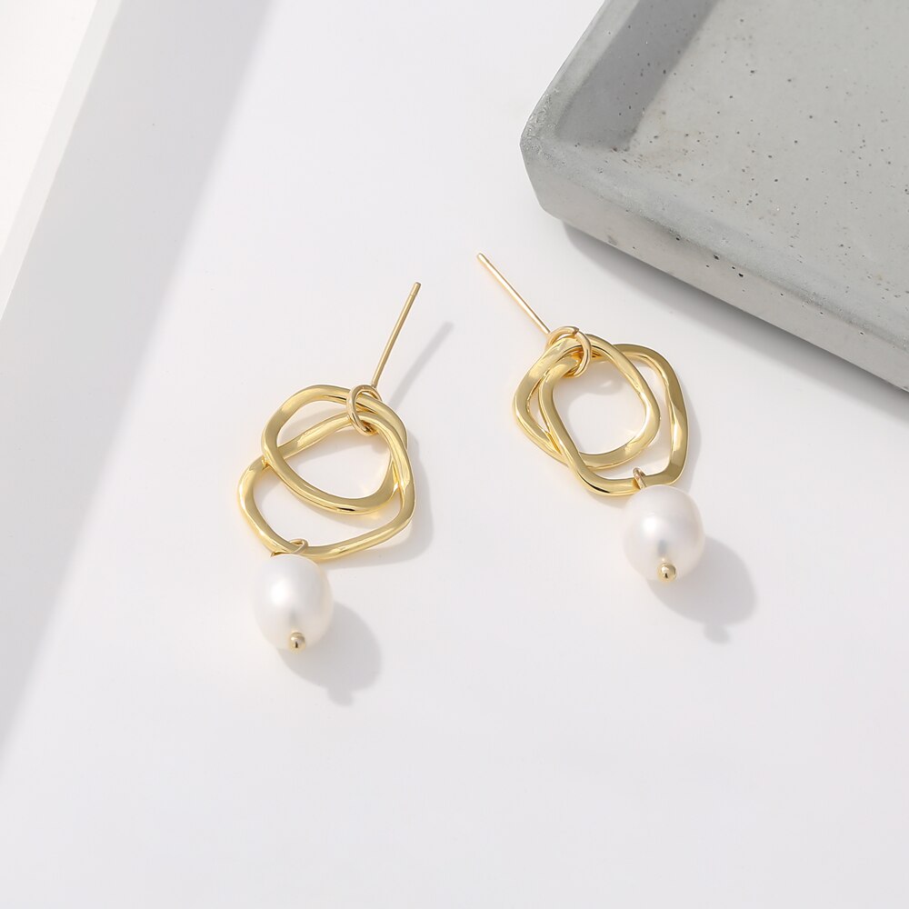 Geometric Drop Natural Pearl Earrings